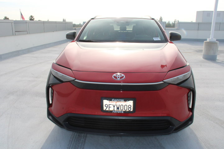 Used 2023 Toyota bZ4X XLE image 7