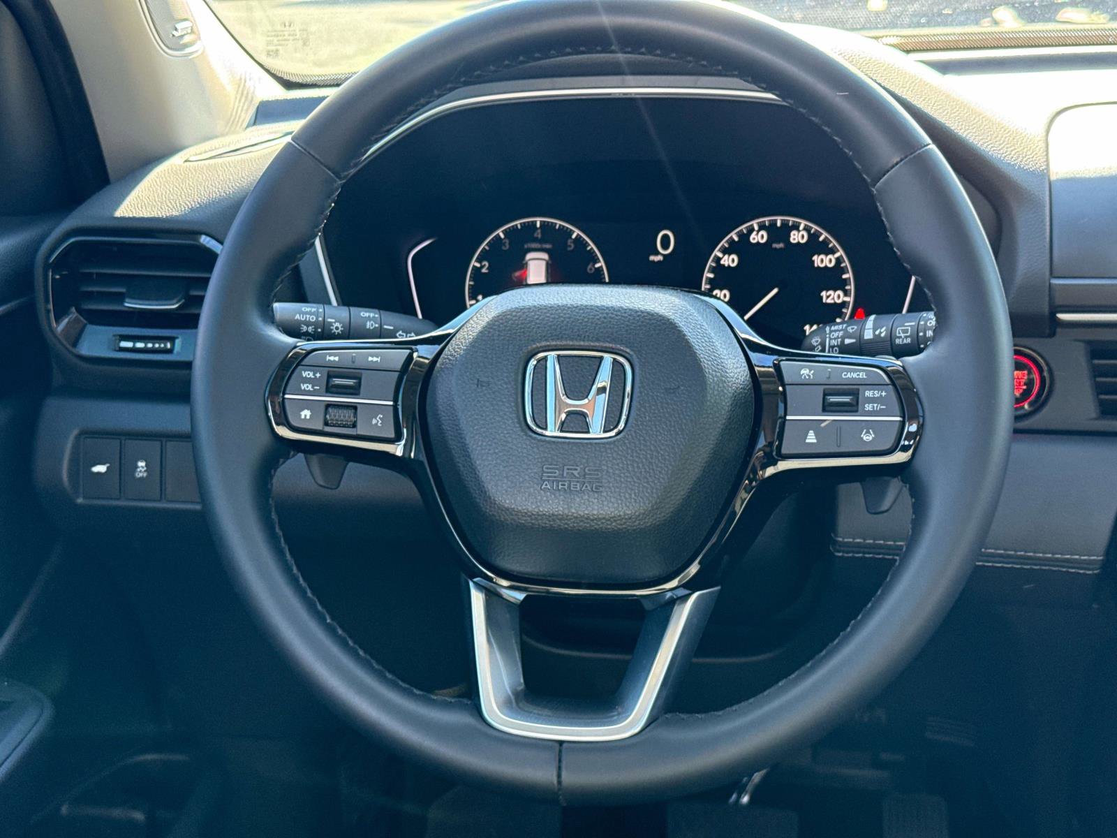 Used 2025 Honda Pilot Touring image 15