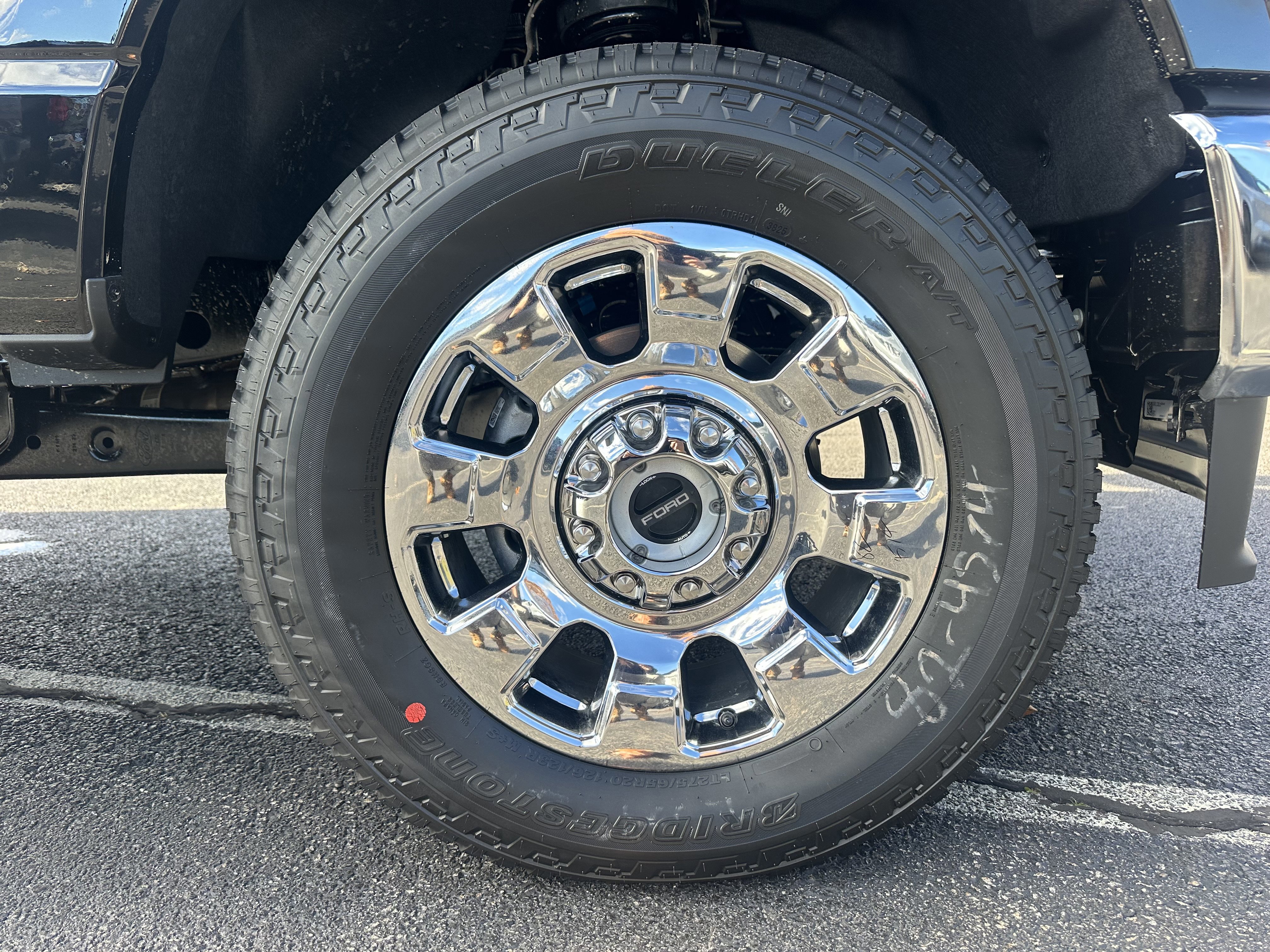 New 2026 Ford F350 Lariat w/ Chrome Package image 8