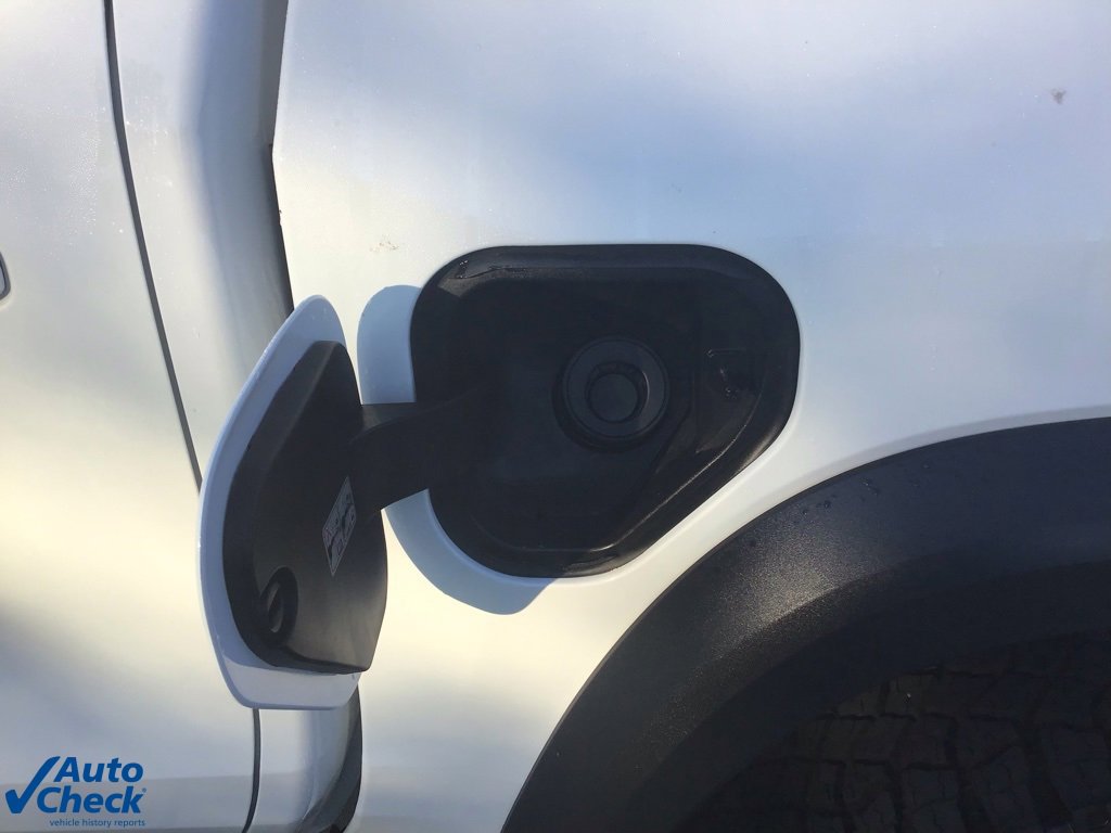 Used 2025 Chevrolet Colorado ZR2 w/ Technology Package image 16