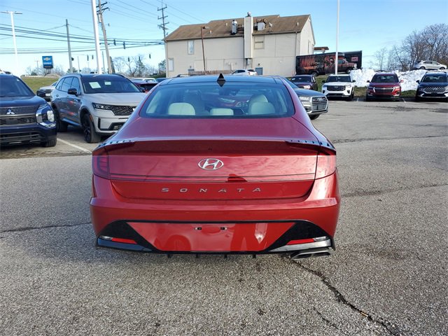 Used 2023 Hyundai Sonata SEL w/ Convenience Package image 5