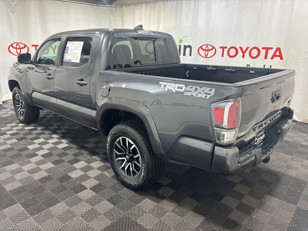 Used 2022 Toyota Tacoma TRD Sport w/ Technology Package image 5
