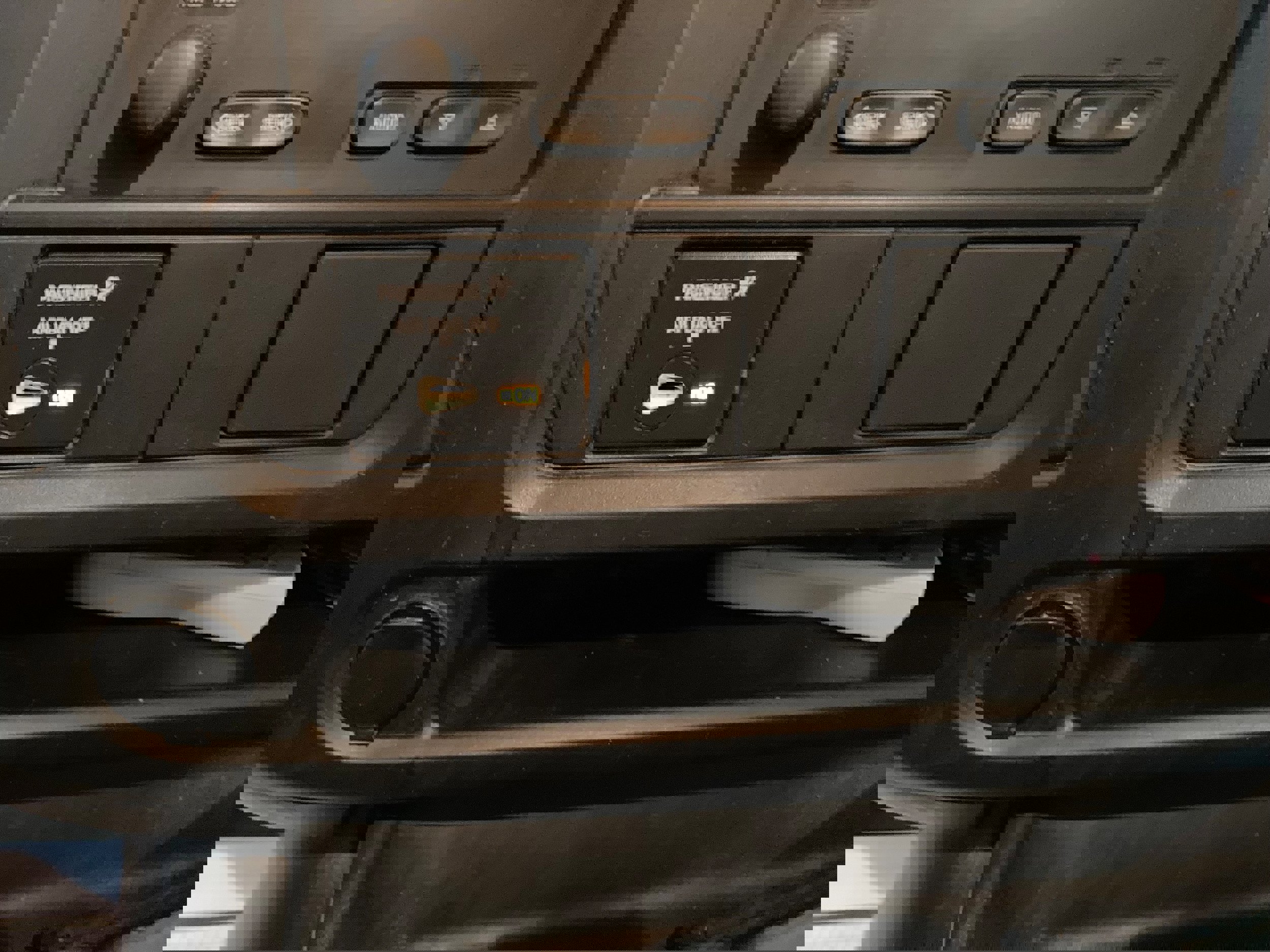 Used 2006 Chevrolet Express 3500 Work Van image 18