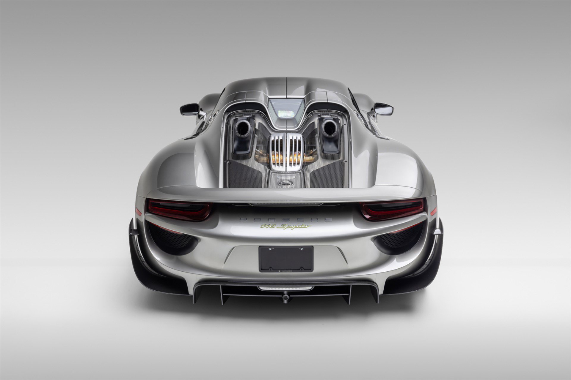 Used 2015 Porsche 918 Spyder AWD/4WD image 65