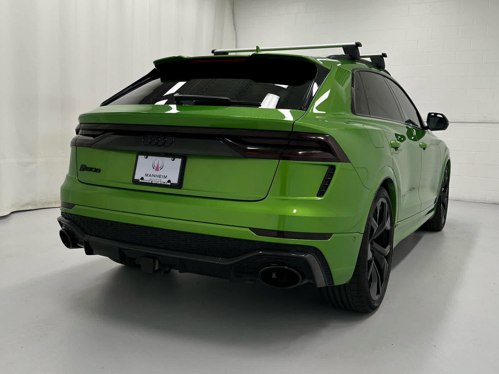 Used 2021 Audi RS Q8 w/ Carbon Optic Package AWD/4WD image 5