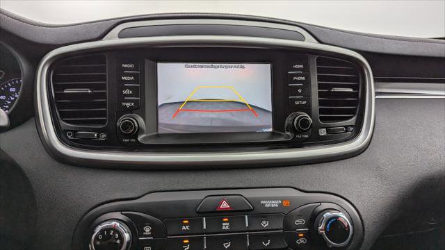 Used 2019 Kia Sorento L image 29