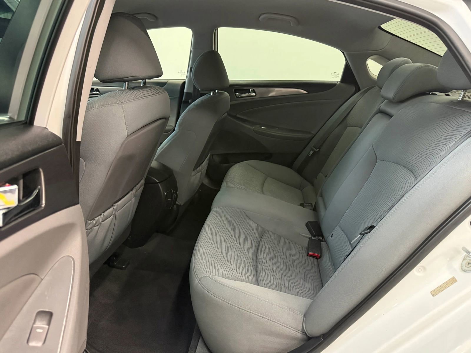 Used 2013 Hyundai Sonata Hybrid image 18