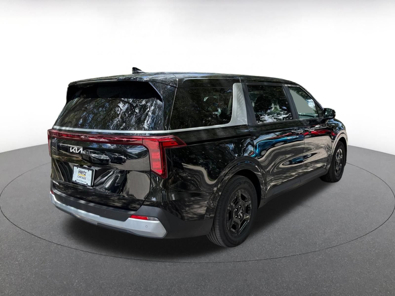 Used 2026 Kia Carnival FWD image 7