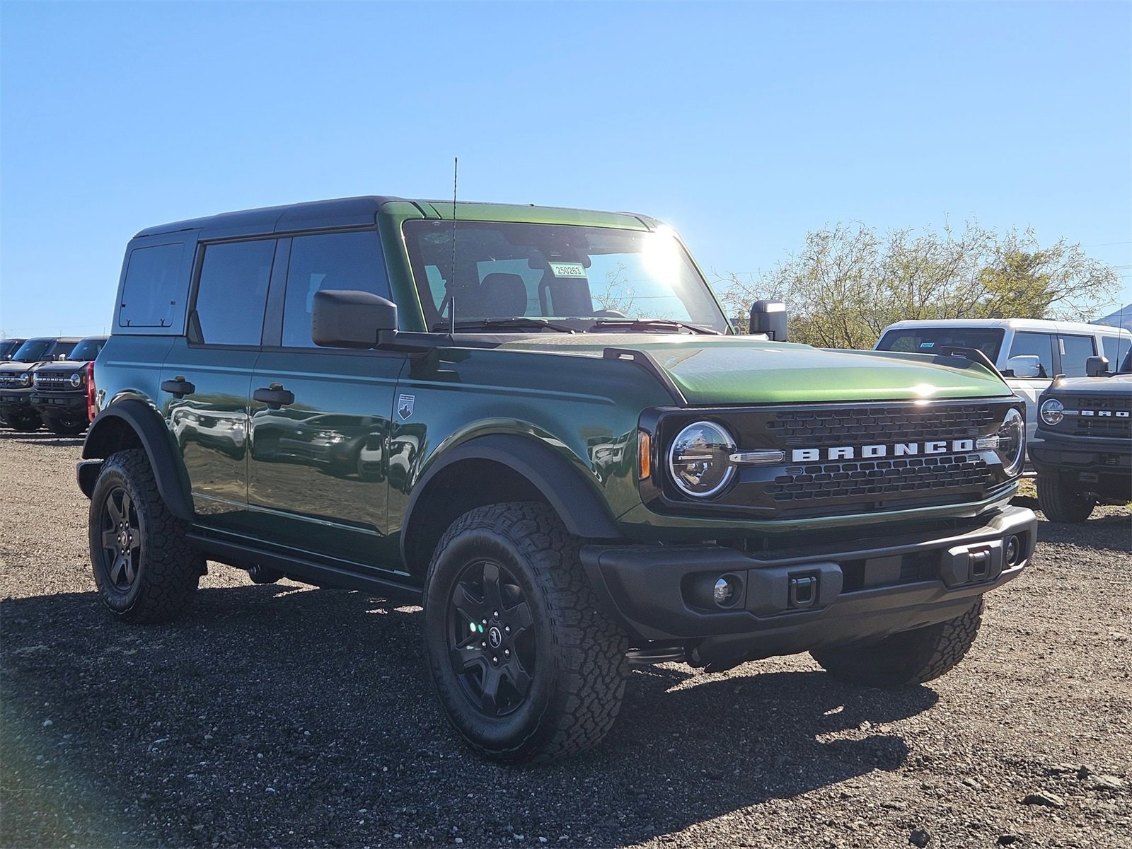 New 2025 Ford Bronco Big Bend w/ Black Diamond Package image 3