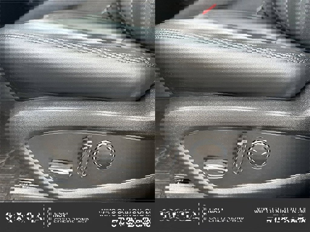 Certified 2023 Lincoln Nautilus Reserve image 31