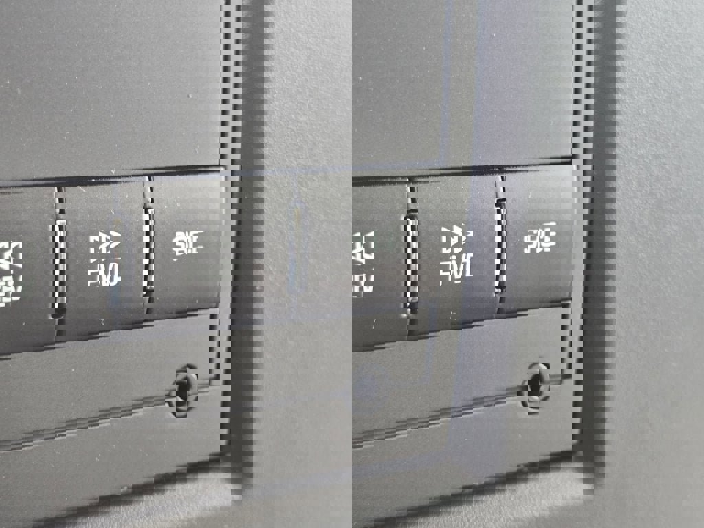 New 2025 Chevrolet Express 2500 w/ Driver Convenience Package image 3