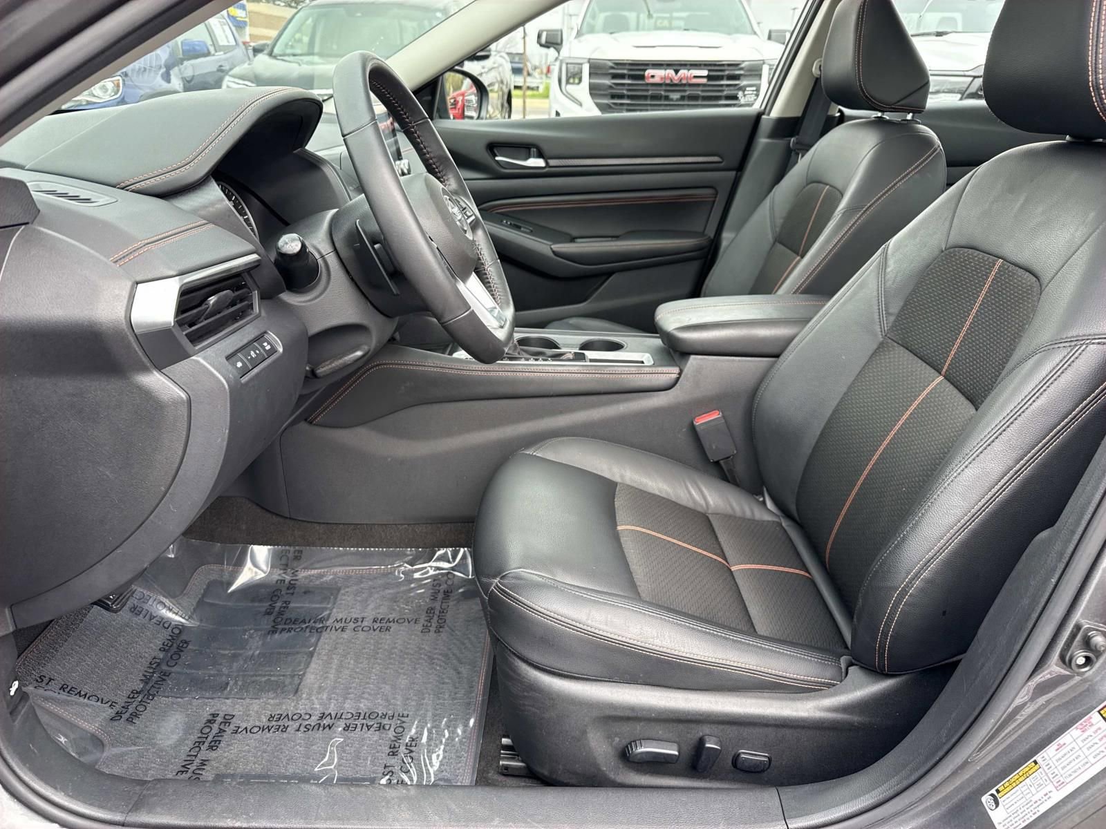 Used 2022 Nissan Altima 2.5 SR w/ Midnight Edition Package image 30