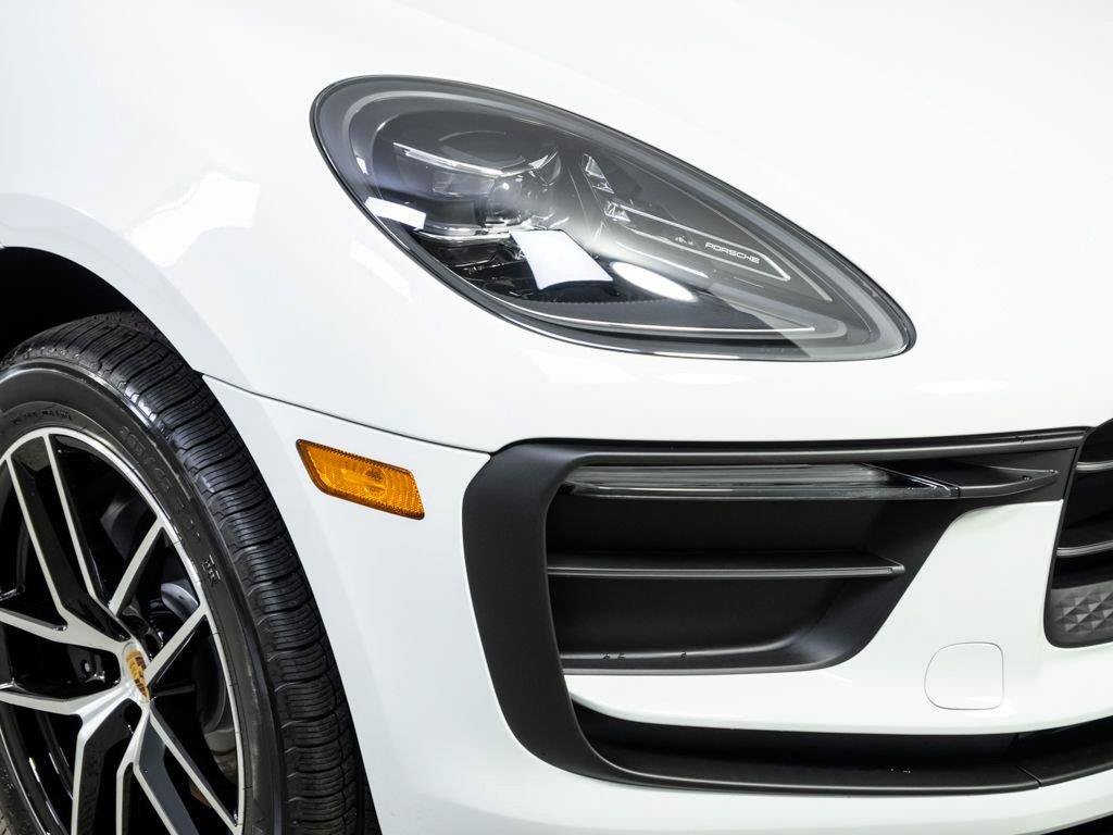 New 2026 Porsche Macan AWD/4WD image 38