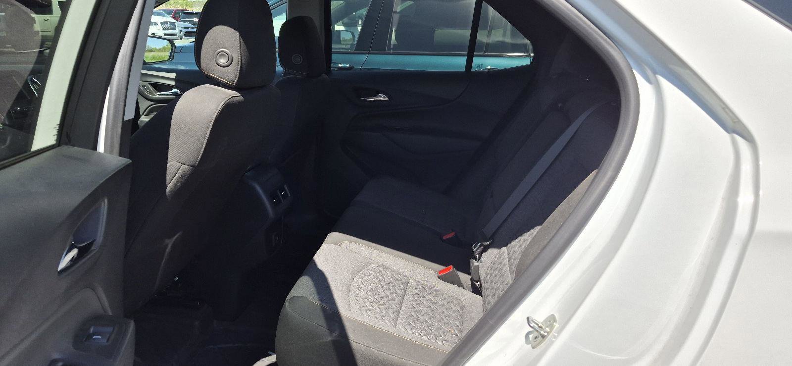 Used 2023 Chevrolet Equinox LT FWD image 7