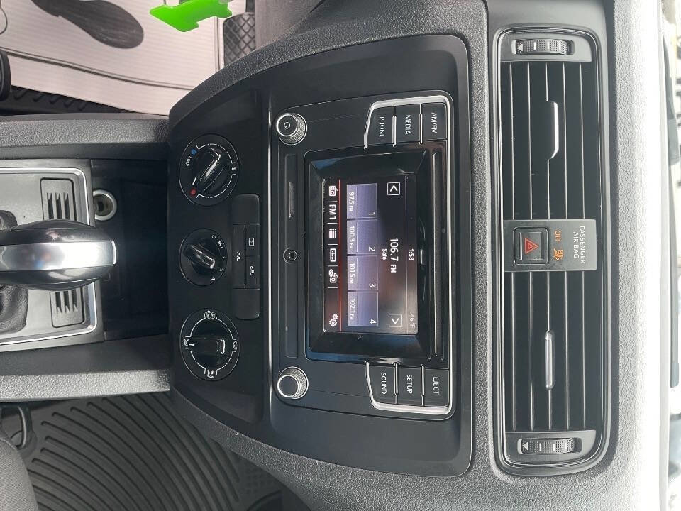 Used 2016 Volkswagen Jetta S image 17