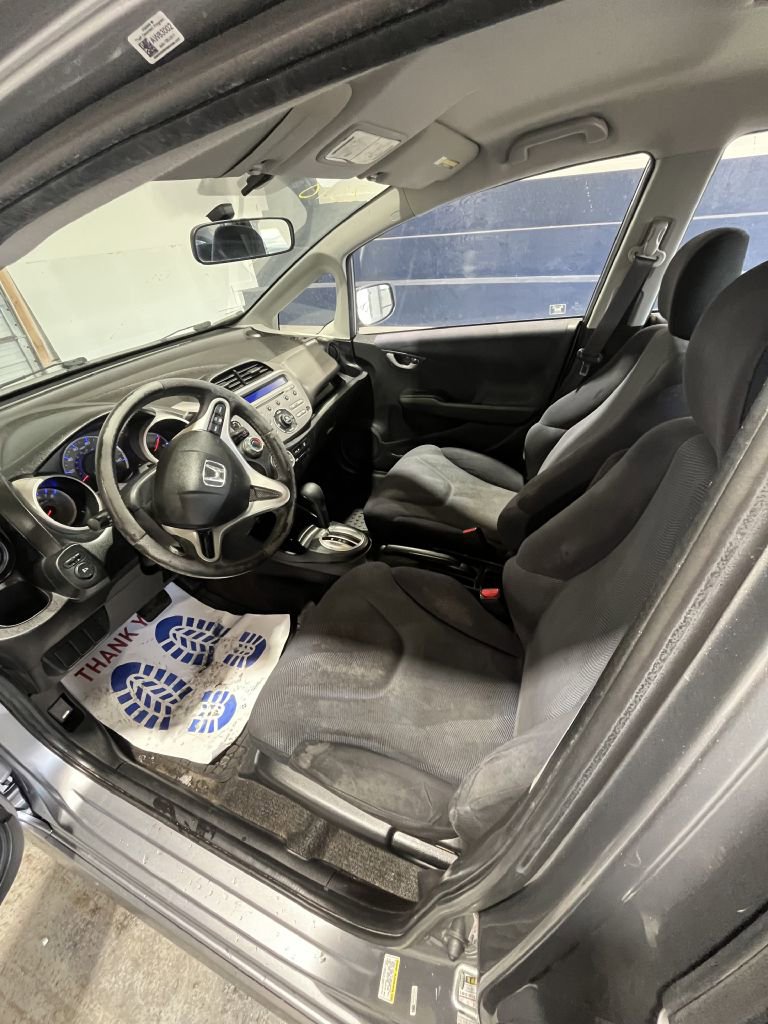 Used 2010 Honda Fit Sport image 9