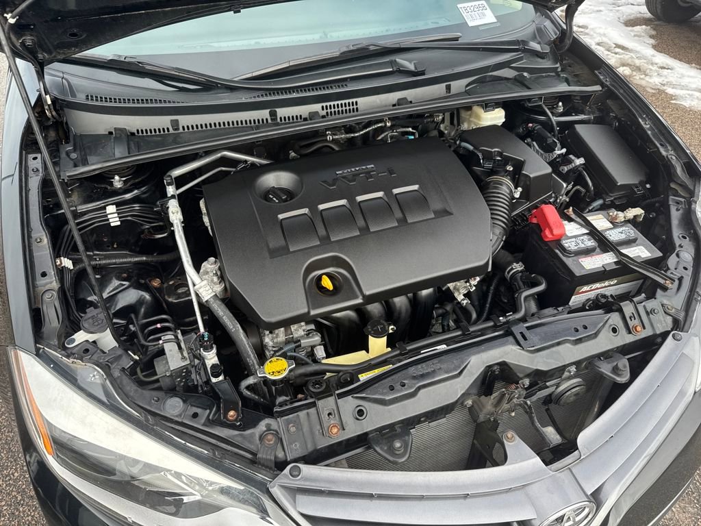 Used 2015 Toyota Corolla LE image 37