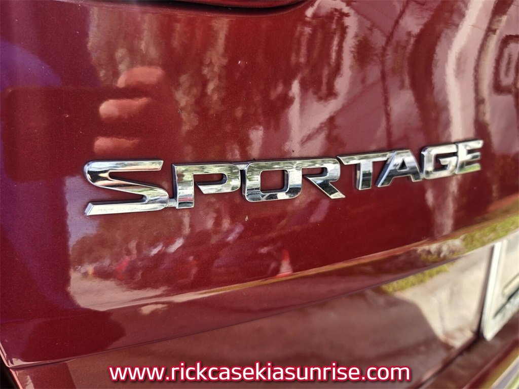 Used 2020 Kia Sportage LX image 16