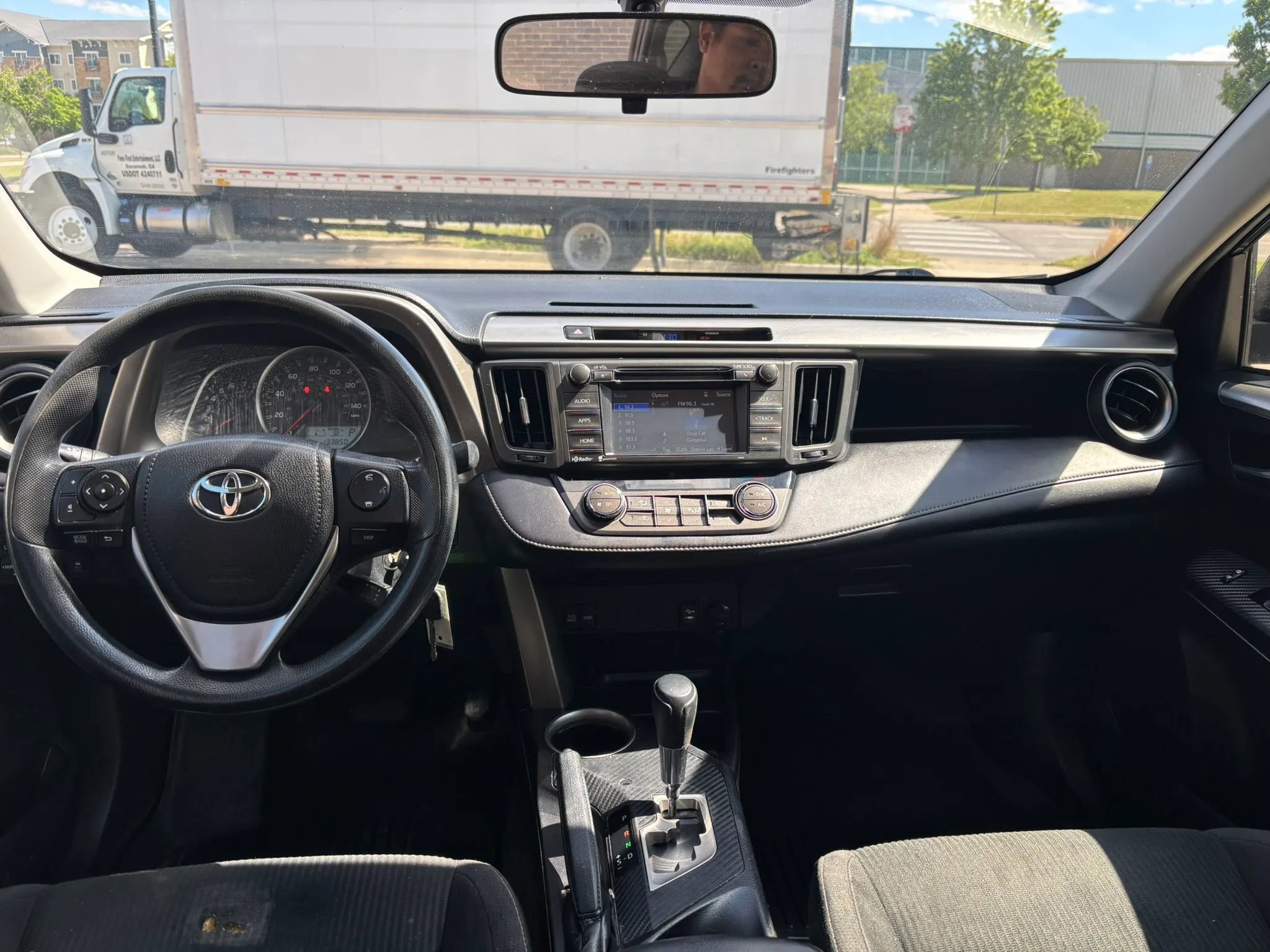 Used 2014 Toyota RAV4 XLE AWD/4WD image 9