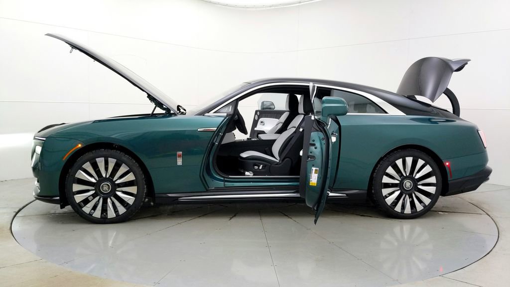 Used 2024 Rolls-Royce Spectre w/ Spectre Launch Package image 12