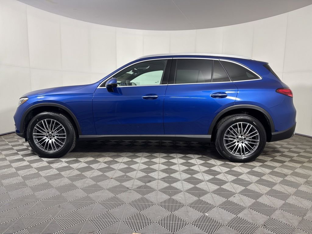 New 2026 Mercedes-Benz GLC 300 4MATIC image 2