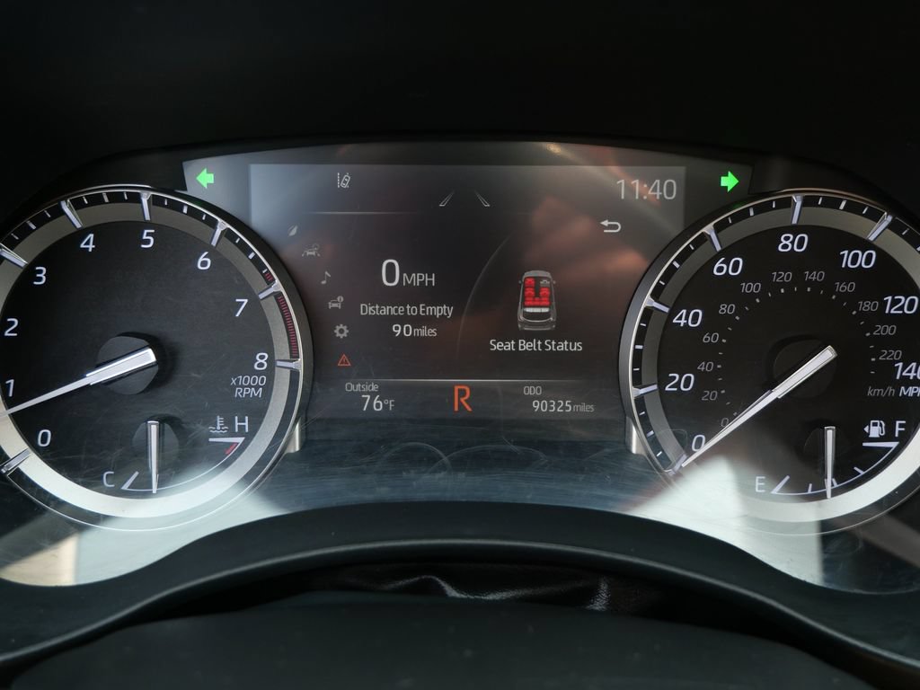 Used 2022 Toyota Highlander XLE AWD/4WD image 33