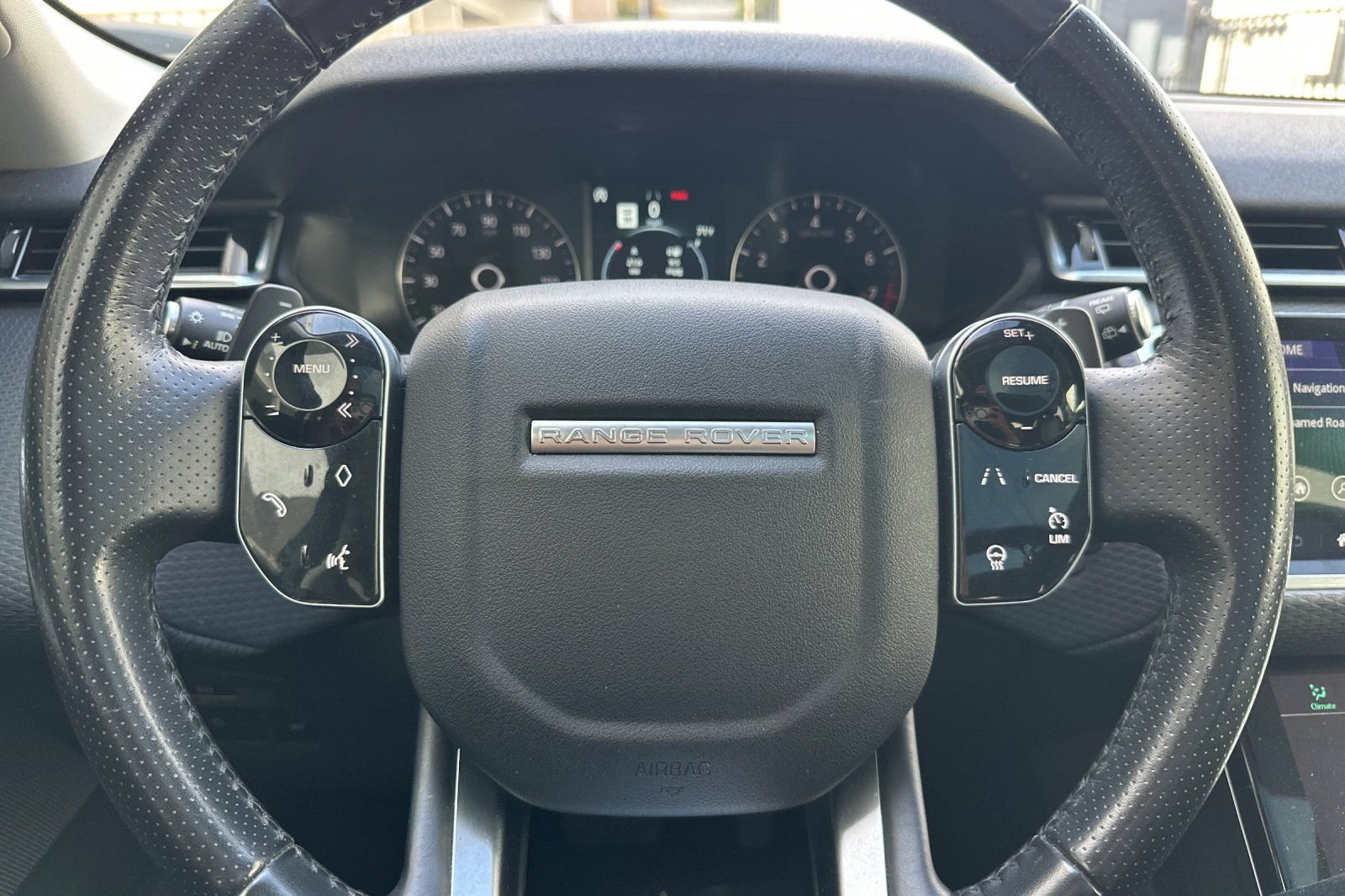 Used 2020 Land Rover Range Rover Velar S AWD/4WD image 28