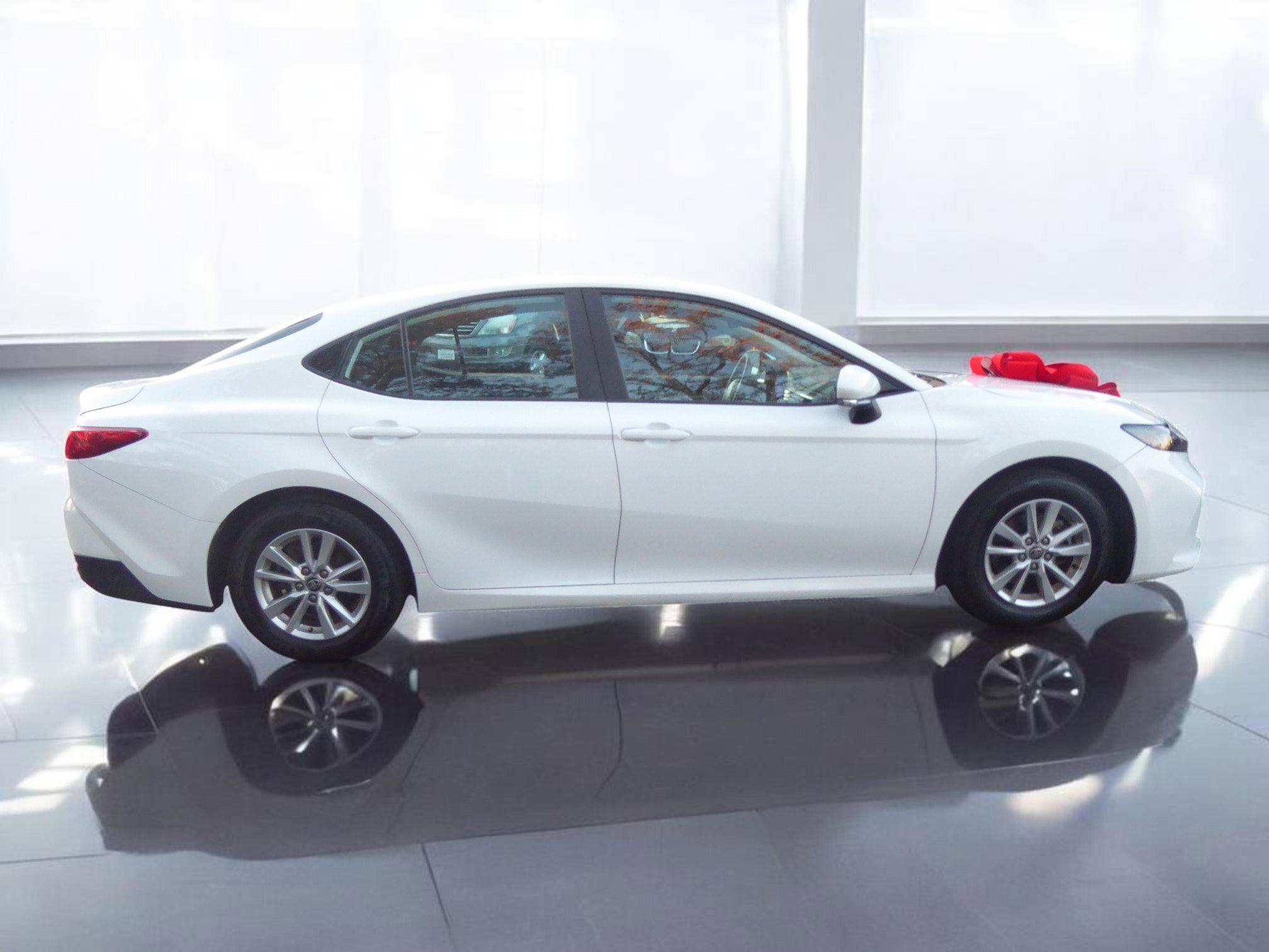 Used 2025 Toyota Camry LE image 12