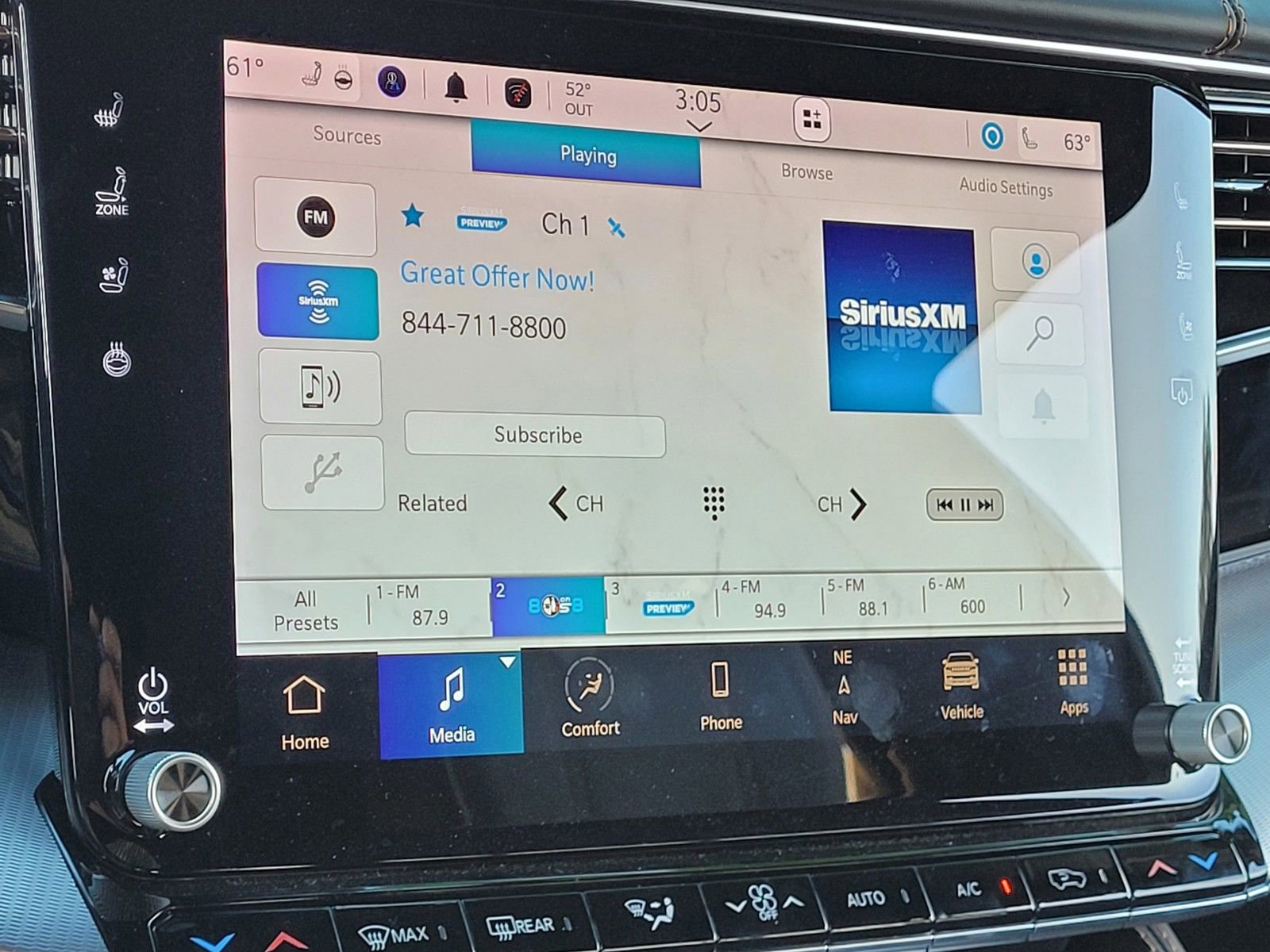 New 2023 Jeep Grand Wagoneer Series III image 13