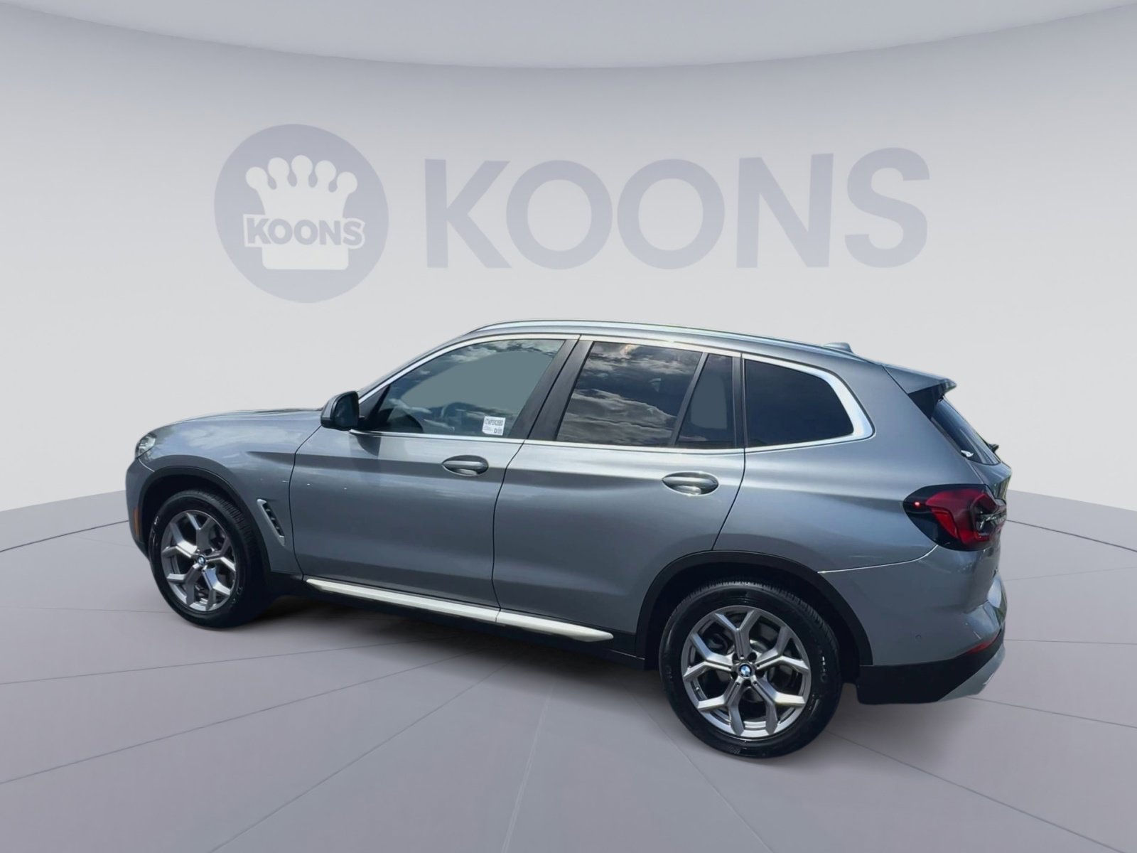 Used 2024 BMW X3 xDrive30i w/ Premium Package AWD/4WD image 8