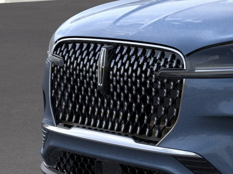 New 2026 Lincoln Aviator AWD image 17