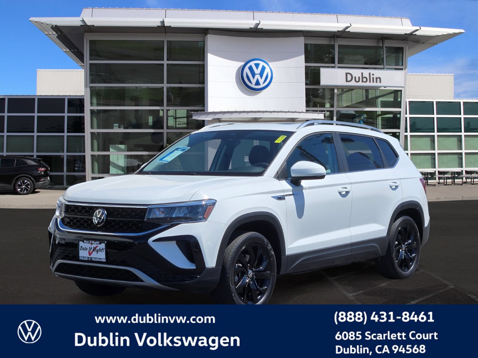 Certified 2023 Volkswagen Taos SE w/ Panoramic Sunroof Package AWD/4WD image 8