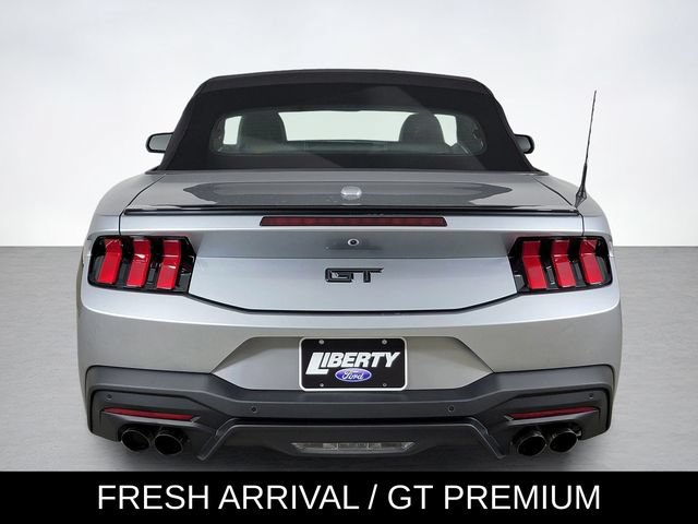 Used 2025 Ford Mustang GT Premium RWD image 4