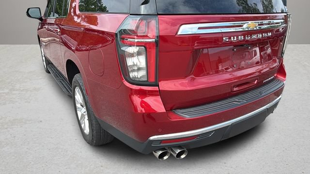 Used 2024 Chevrolet Suburban Premier w/ Premium Package AWD/4WD image 35