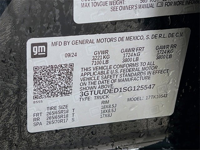 Used 2025 GMC Sierra 1500 SLT image 30