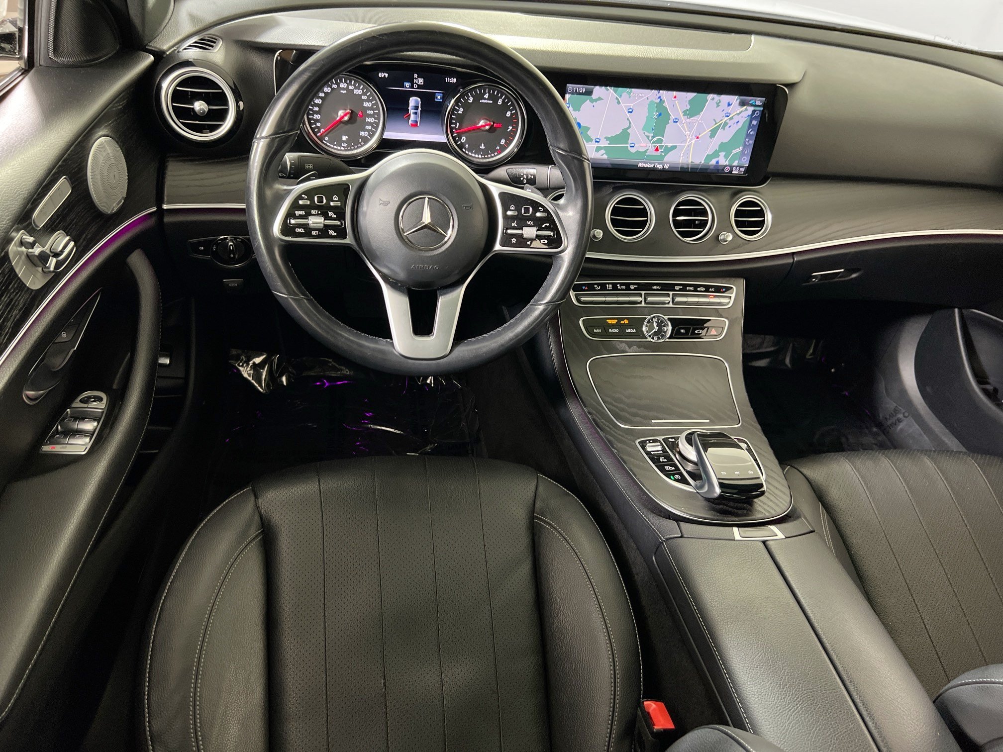 Used 2019 Mercedes-Benz E 300 4MATIC image 24