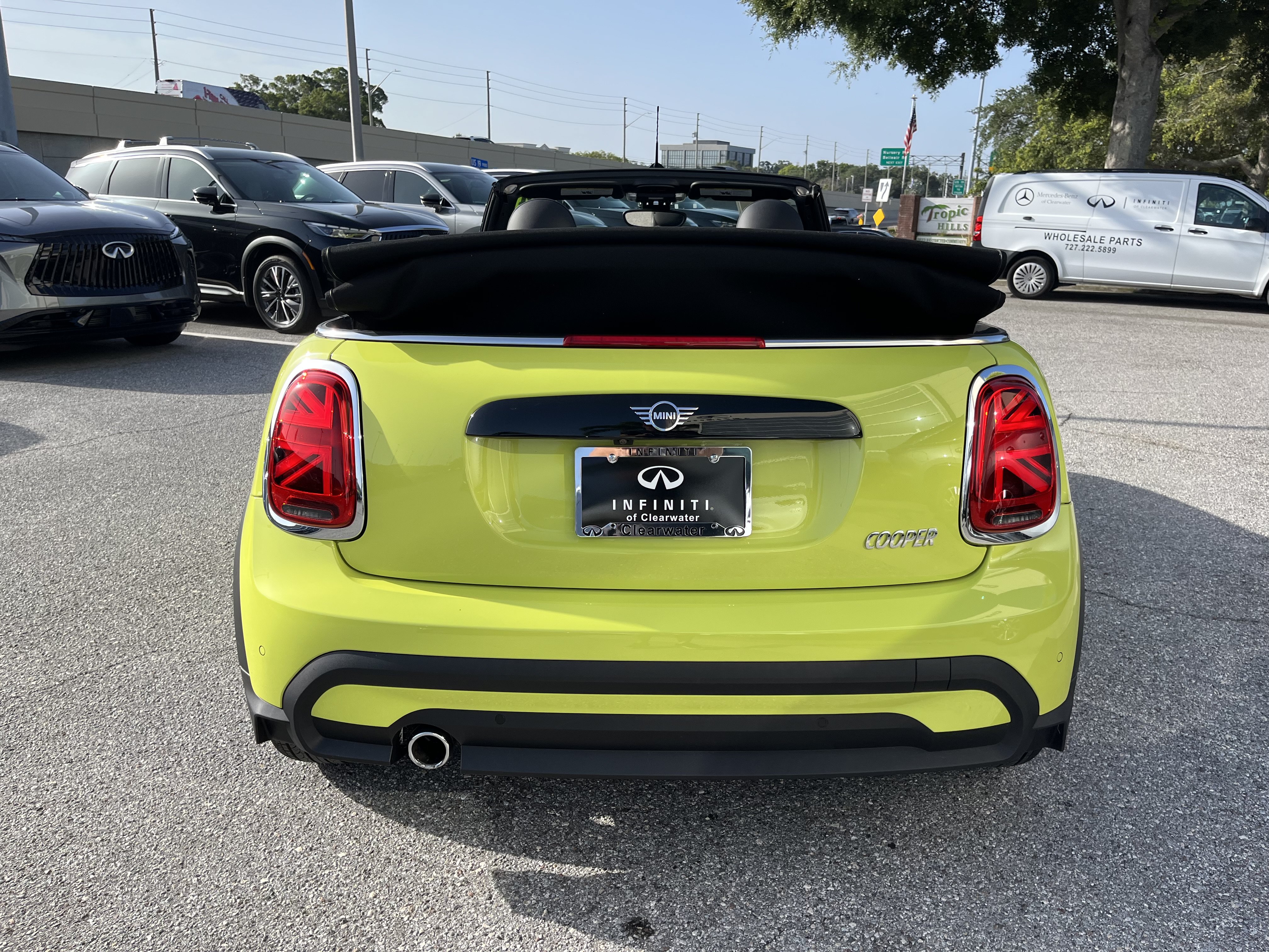 Used 2024 MINI Cooper Convertible FWD image 7