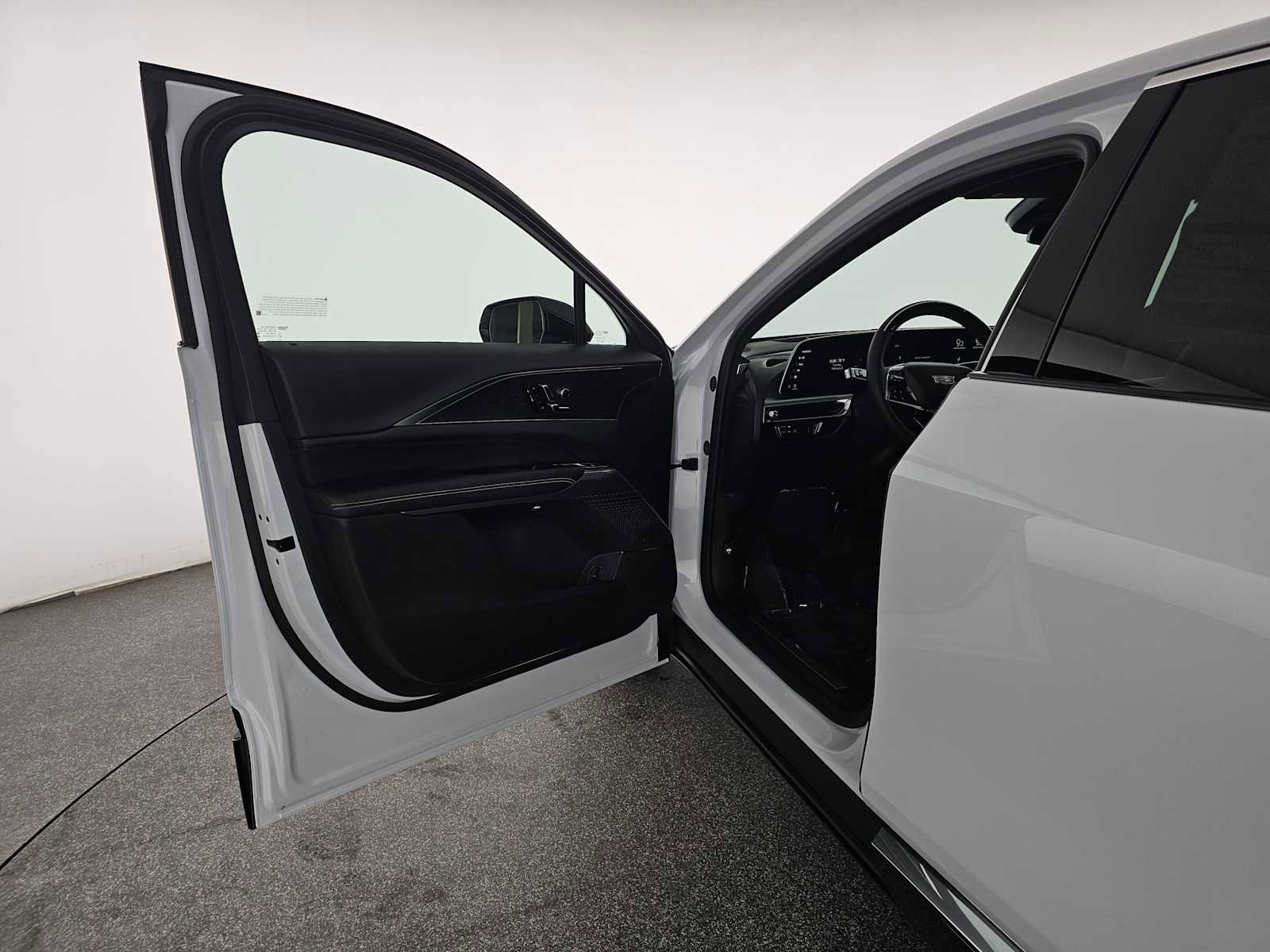 New 2026 Cadillac Lyriq Luxury image 19