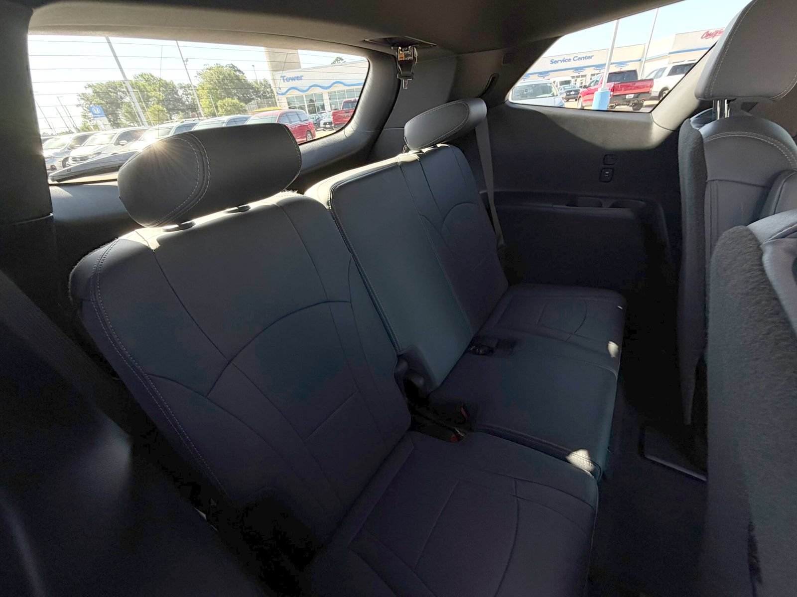 Used 2023 Buick Enclave Essence w/ Trailering Package, 5000 lbs. FWD image 28