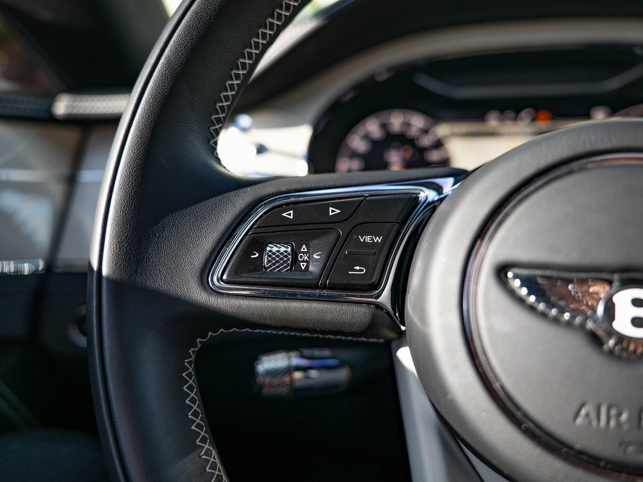 Used 2024 Bentley Continental GT image 20