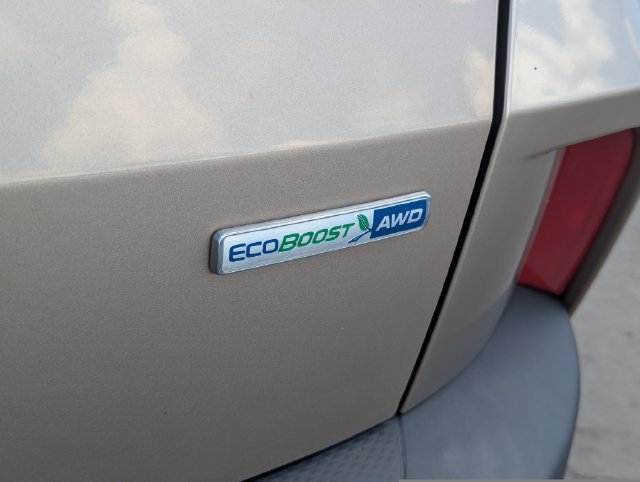 Used 2020 Ford Escape SE AWD/4WD image 14