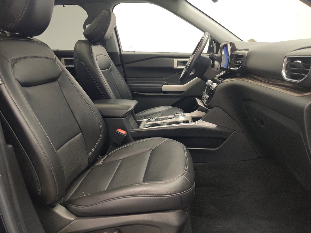 Used 2021 Ford Explorer Limited w/ Equipment Group 301A AWD/4WD image 21