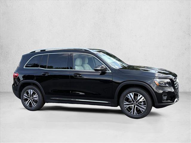 New 2025 Mercedes-Benz GLB 250 image 4