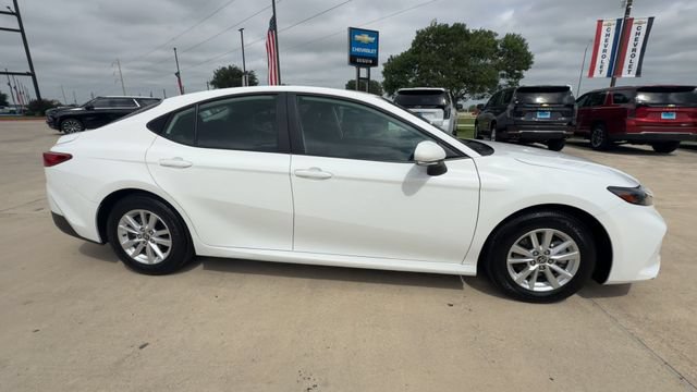 Used 2026 Toyota Camry LE FWD image 9