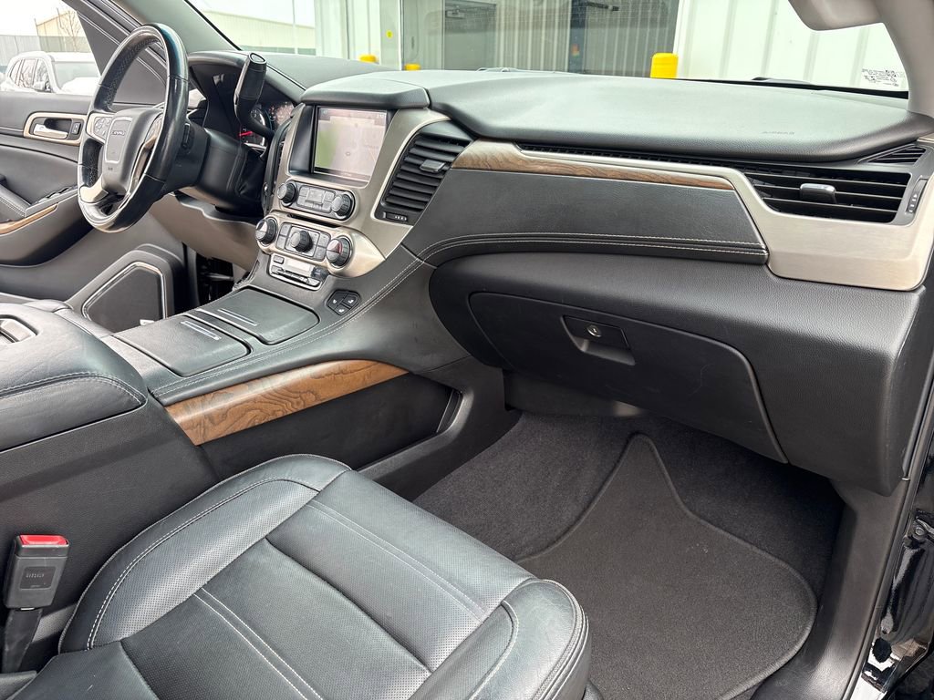 Used 2019 GMC Yukon Denali w/ Denali Ultimate Package image 52
