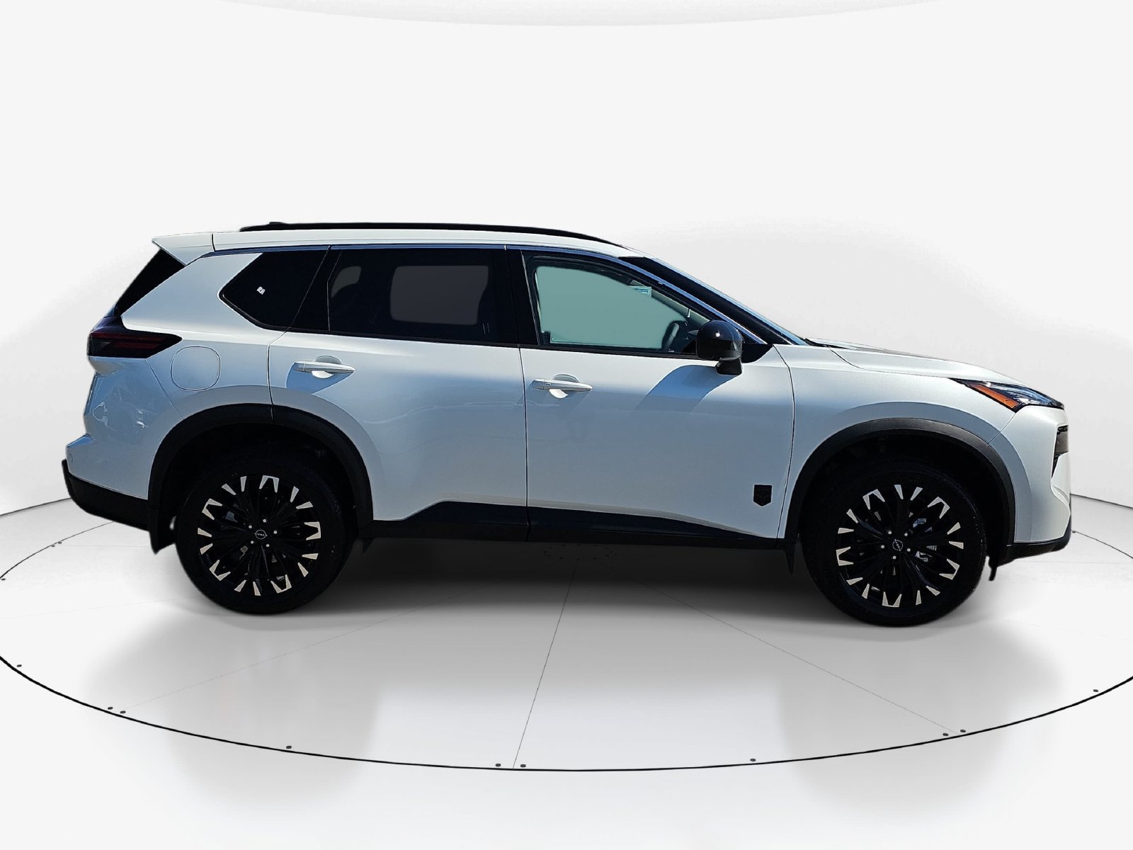 New 2027 Nissan Rogue Dark Armor FWD image 5