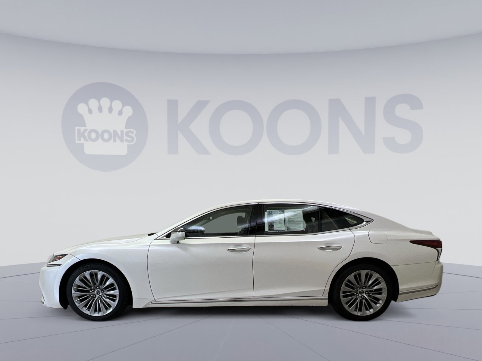 Used 2018 Lexus LS 500 AWD image 2