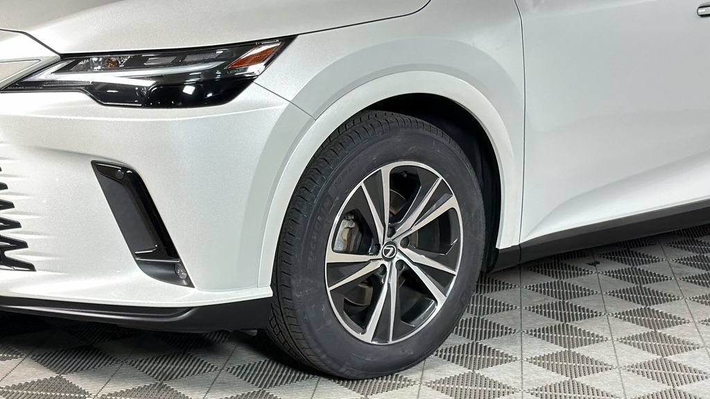 Certified 2024 Lexus RX 350 Premium w/ Accessory Package AWD/4WD image 4