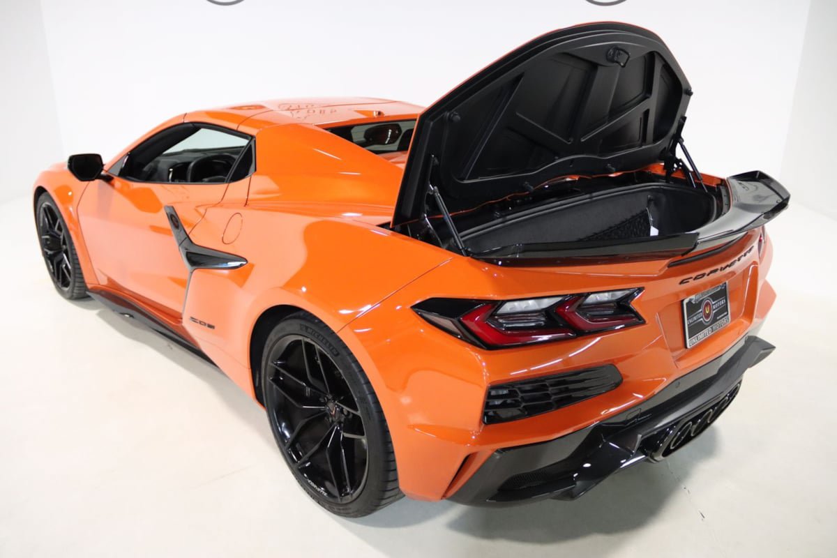 Used 2025 Chevrolet Corvette Z06 RWD image 73