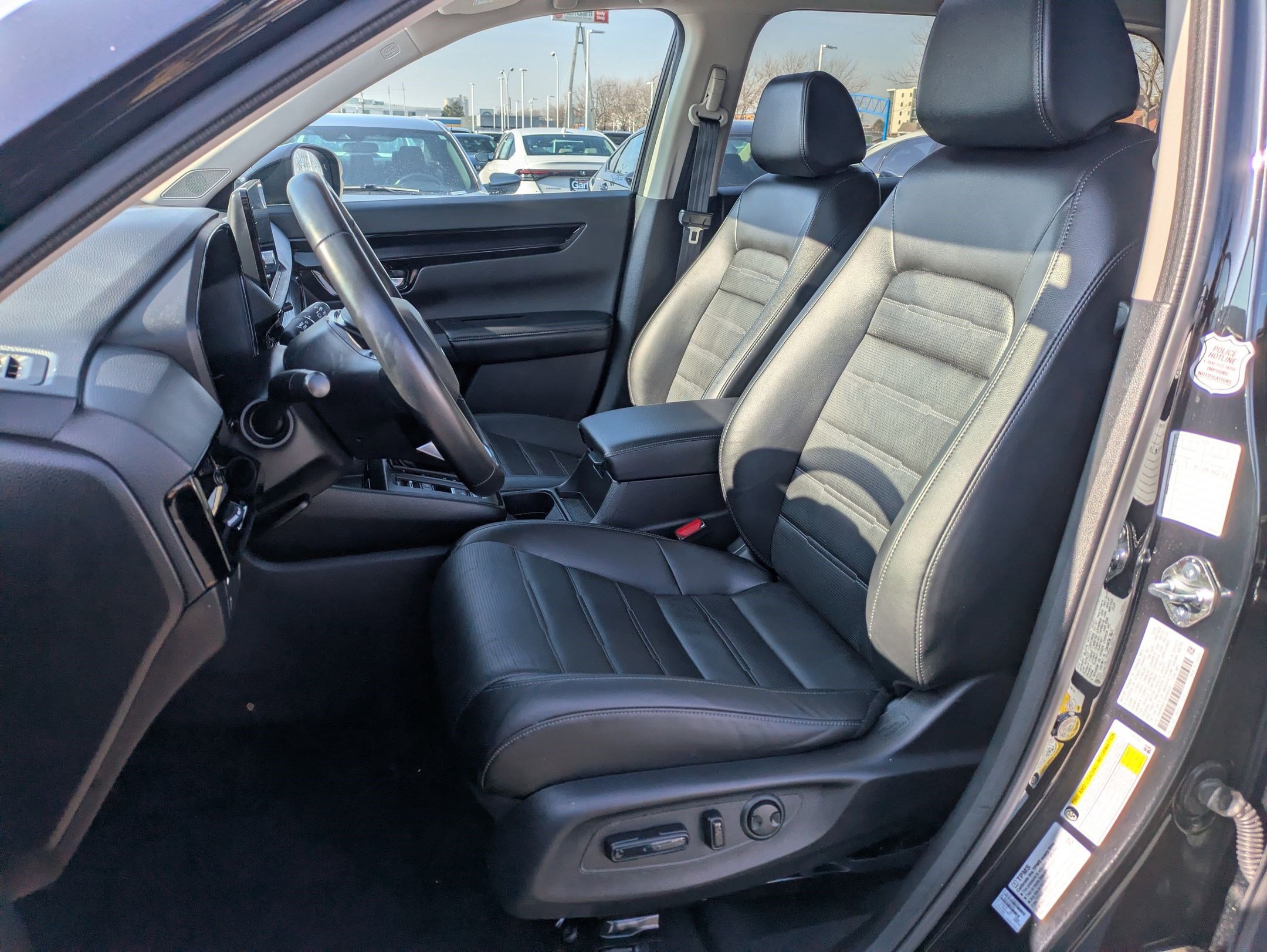 Used 2025 Honda CR-V EX-L image 27